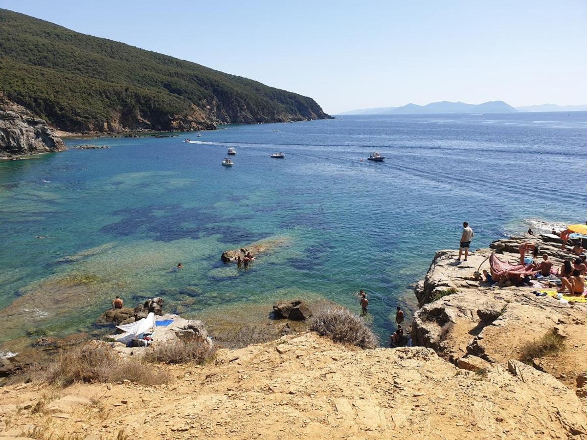 Essenziale Panzió Castell'Anselmo Kültér fotó