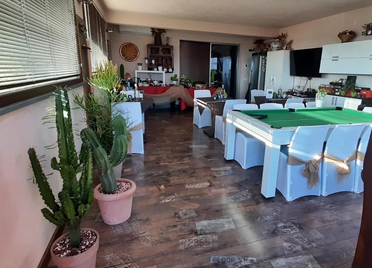 Essenziale Panzió Castell'Anselmo Kültér fotó